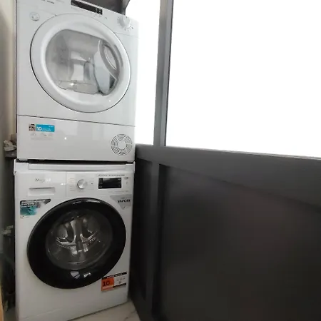 House 80palmi * カターニア